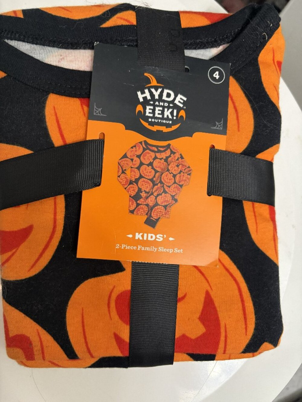 NWT kids size 4 Halloween 2 piece pajamas